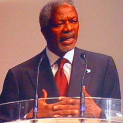 2003-12-10, Genève, Sommet mondial sur la société de l'information, avec le Secrétaire général des Nations Unies Kofi Annan