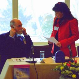 2005-03-04, Château de Namur, Propective et gouvernance de l'internet, avec Vinton Cerf
										