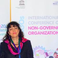 2015-11-13, Paris, UNESCO, Conférence des ONG, présentation de Millennia2025 et du WeObservatory, avec Véronique Thouvenot